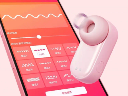 BeYourLover Alggie Earphone - маленький вакуумный стимулятор в виде наушников